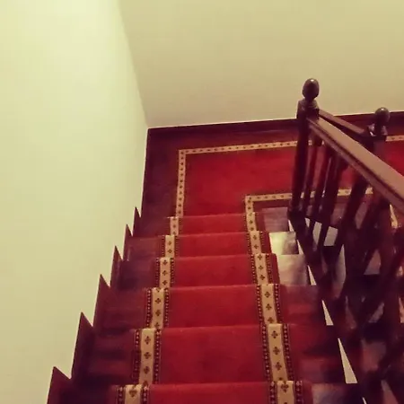 Casa Jose E Maria - Moradia Espacosa Com Jardim No Centro De Дом отдыха *