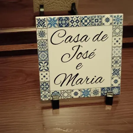 Casa Jose E Maria - Moradia Espacosa Com Jardim No Centro De
