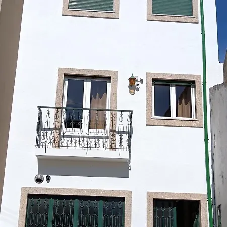 Casa Jose E Maria - Moradia Espacosa Com Jardim No Centro De Дом отдыха