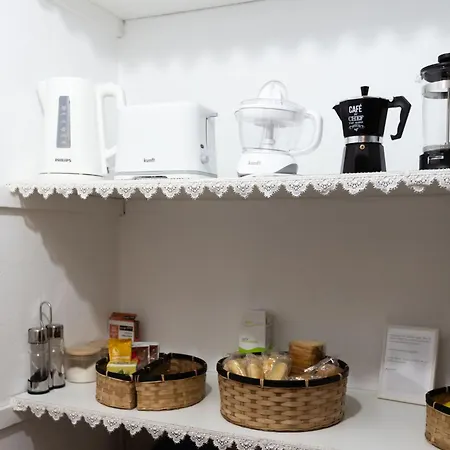 Дом отдыха Casa Jose E Maria - Moradia Espacosa Com Jardim No Centro De