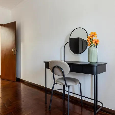 Casa Jose E Maria - Moradia Espacosa Com Jardim No Centro De Брага