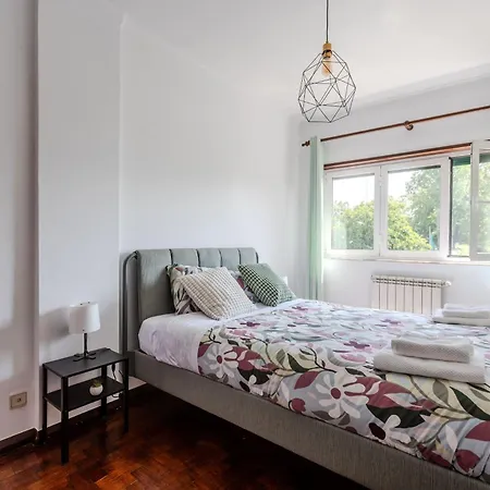 Casa Jose E Maria - Moradia Espacosa Com Jardim No Centro De Дом отдыха